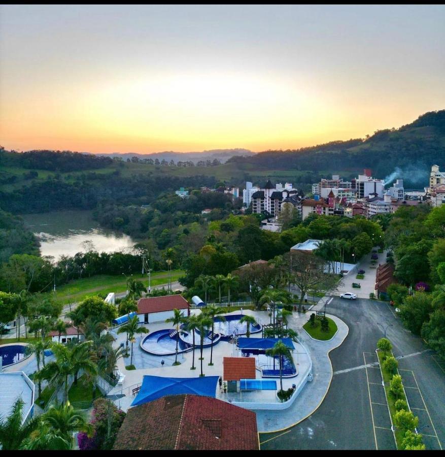 Casa Das Bromelias- 2 Quartos Climatizados -Casa Com Quiosque Em Meio A Natureza! Piratuba Exterior photo